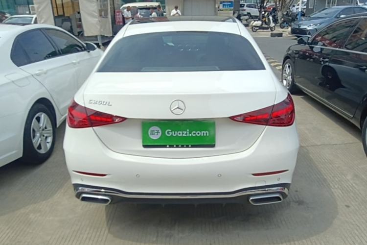 Mercedes-Benz C 260 L 2024 — 5