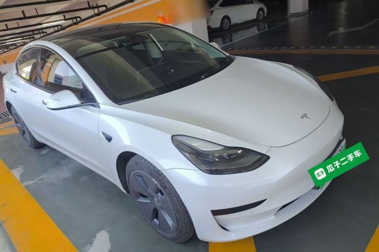 Tesla Model 3 2022 — 3