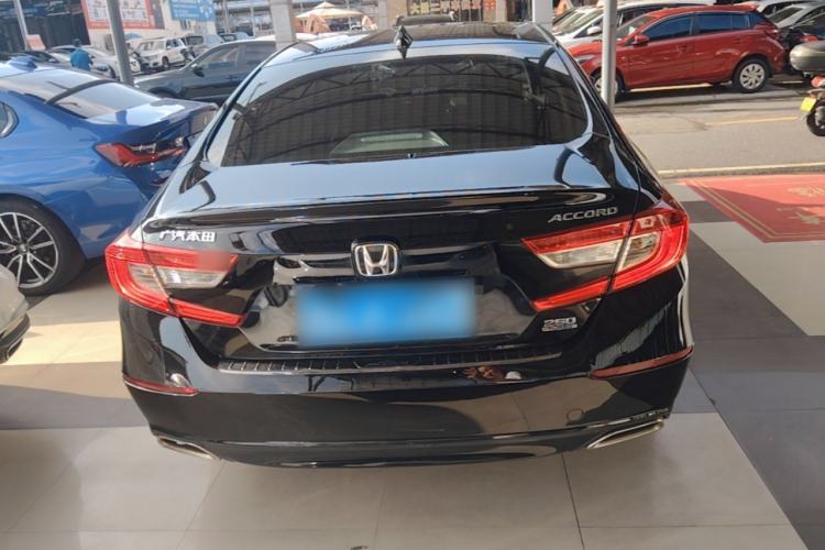 Honda Accord 2018 — 5