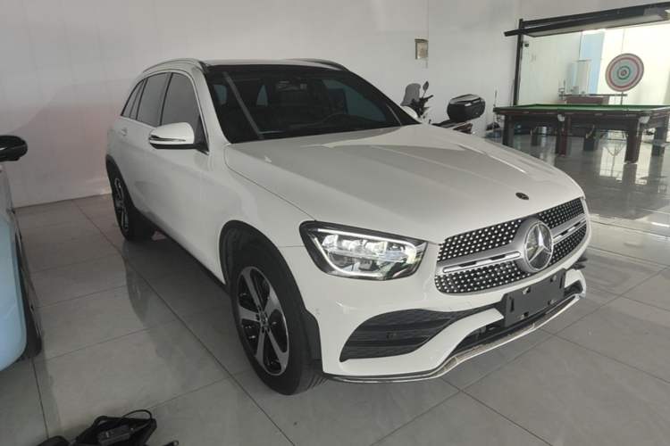 Mercedes-Benz GLC 260 L 2022 — фото 3