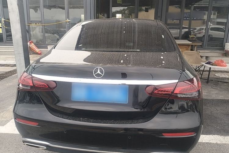 Mercedes-Benz E 260 L 2022 — 5