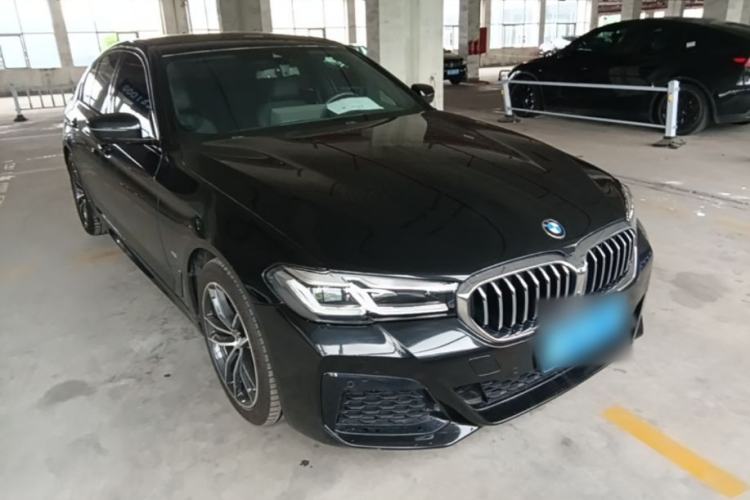 BMW 525i 2021 — 3