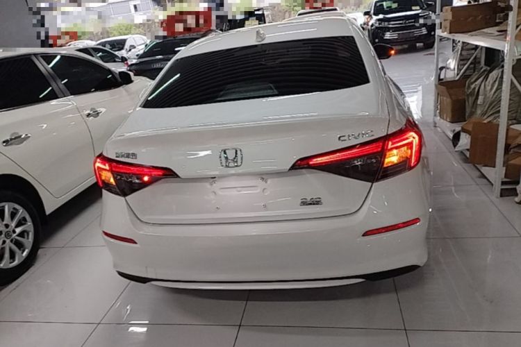 Honda Civic 2023 — 5