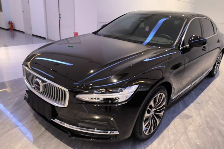 Volvo S90 2025 — фото 1