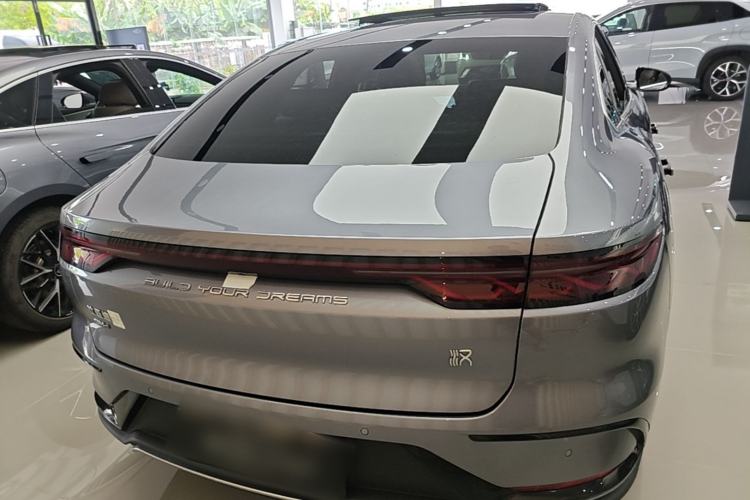 BYD Han 2024 — 5