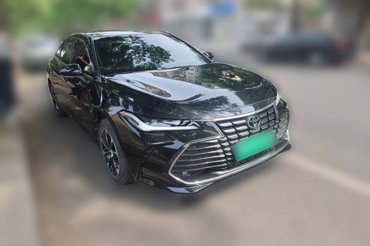 Toyota Avalon 2023 — 3