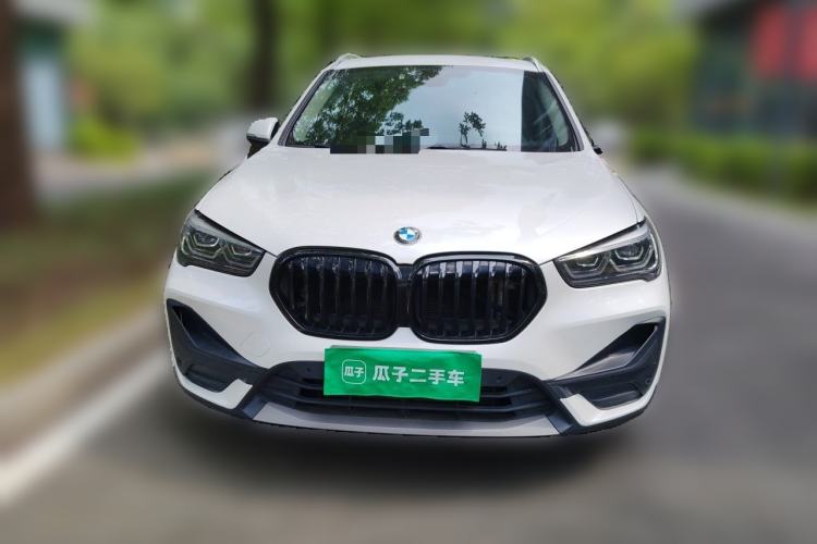 BMW X1 2022 — фото 2