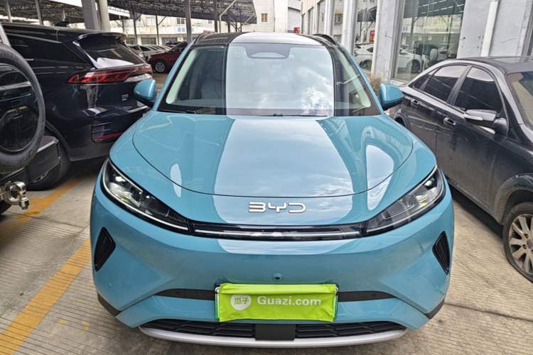 BYD Sealion 05 EV 2025 — 2