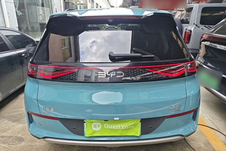 BYD Sealion 05 EV 2025 — 5