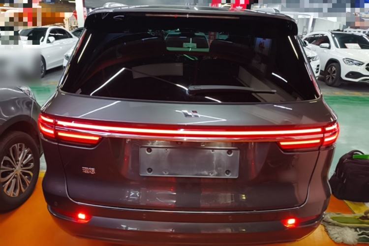 Li Auto ONE 2021 — 5