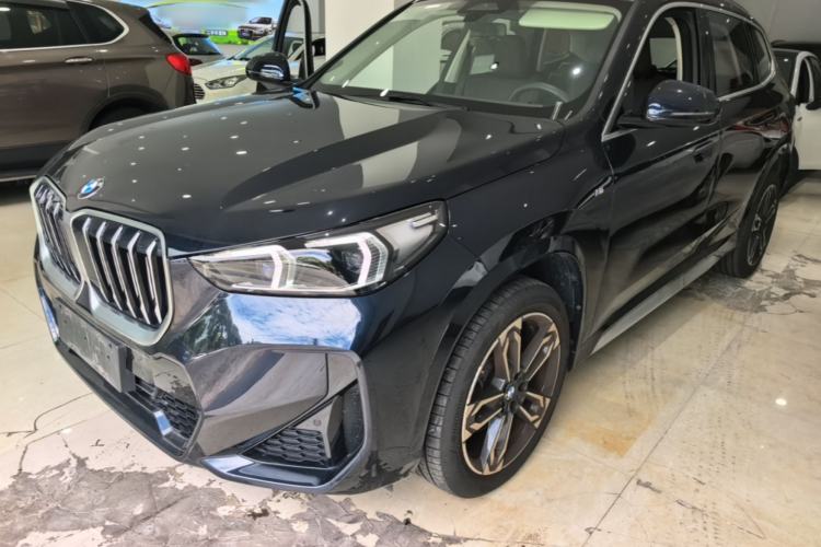 BMW X1 2024 — фото 1