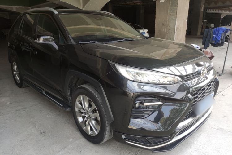 Toyota RAV4 2021 — 3