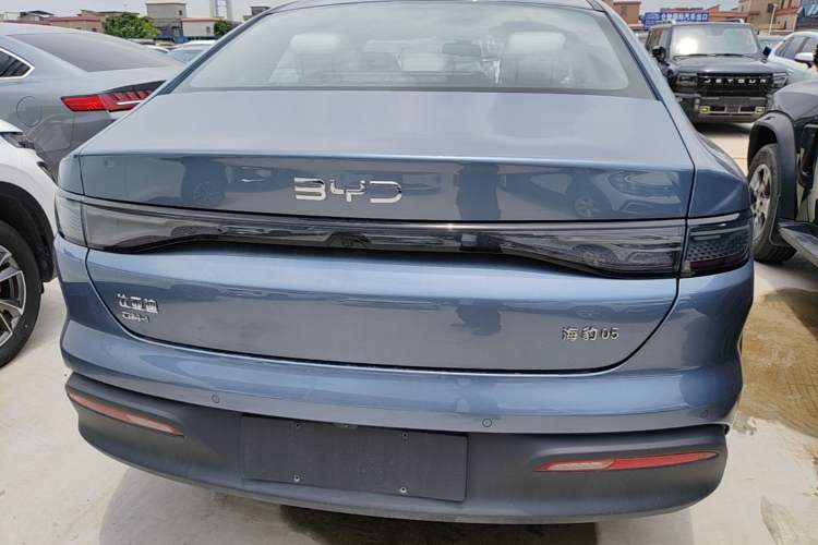BYD Seal 05 DM-i 2025 — 5