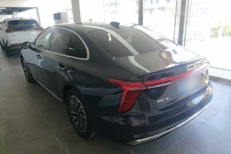 Hongqi H5 2023 — 4