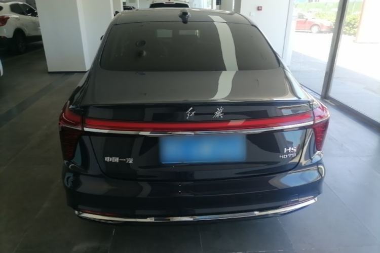 Hongqi H5 2023 — 5