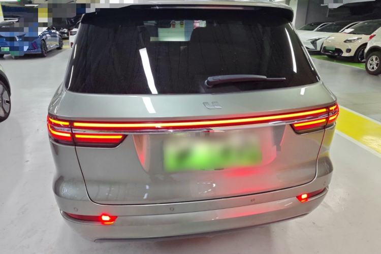 Li Auto ONE 2021 — 5