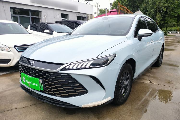 BYD Qin PLUS 2025 — фото 1