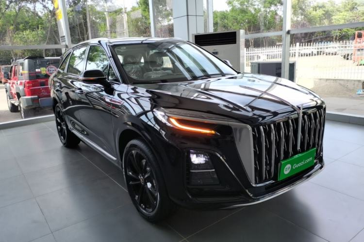 Hongqi HS3 PHEV 2025 — 3