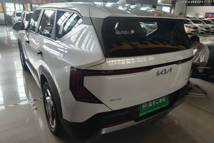 Kia EV5 2025 — 4