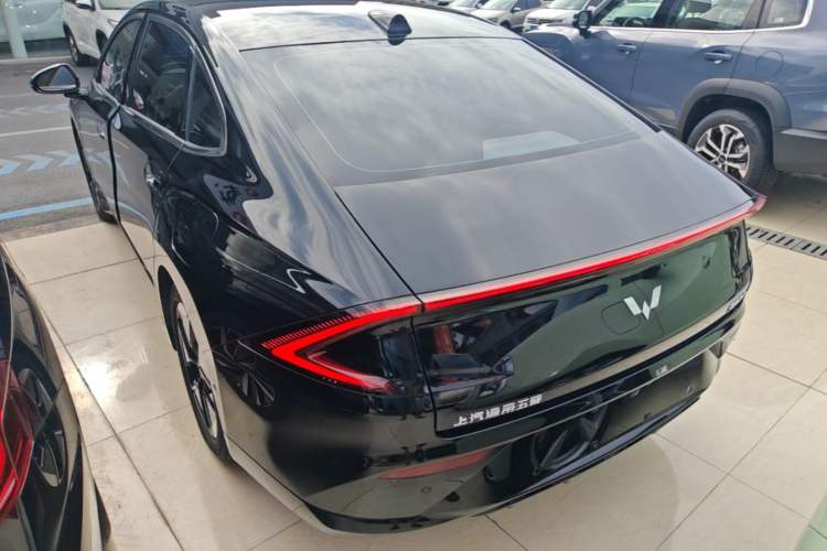 Wuling Xingguang 2025 — 4