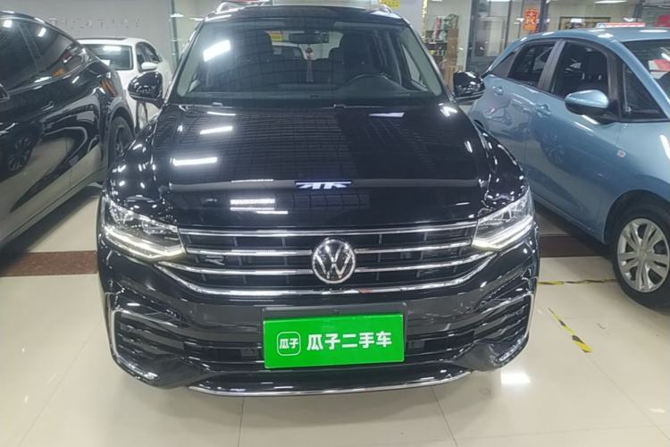 Volkswagen tiguan l 2022 — фото 2