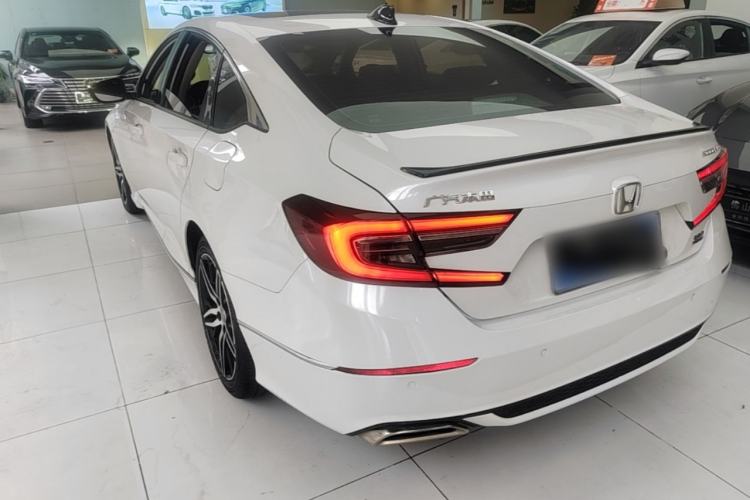Honda Accord 2022 — 4