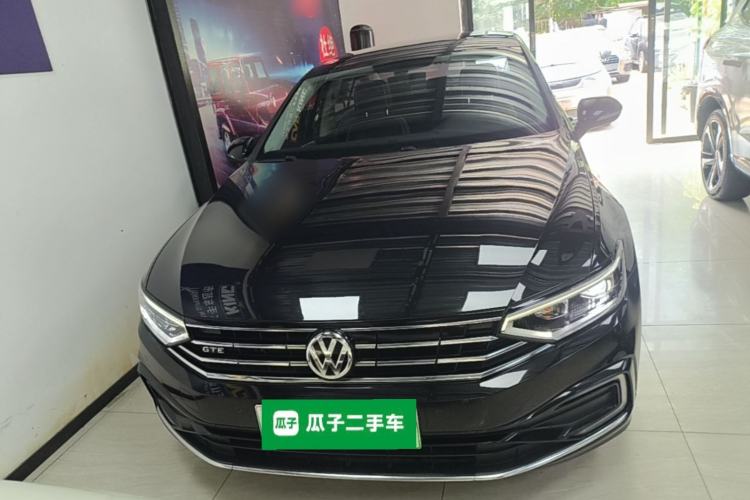 Volkswagen magotan gte plug in hybrid 2020 — фото 2