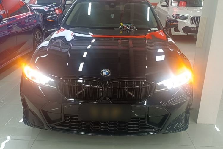 BMW 325Li 2024 — 2