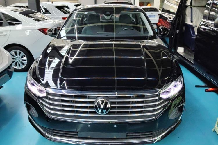 Volkswagen Lavida 2023 — 2