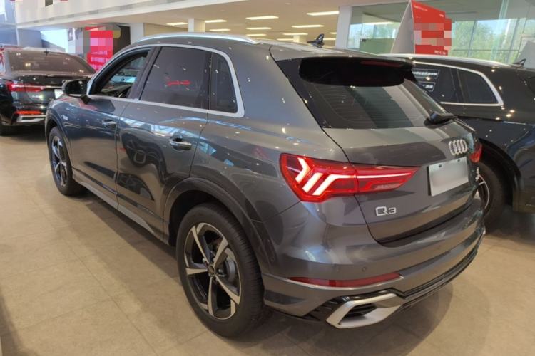 Audi Q3 2026 — 4