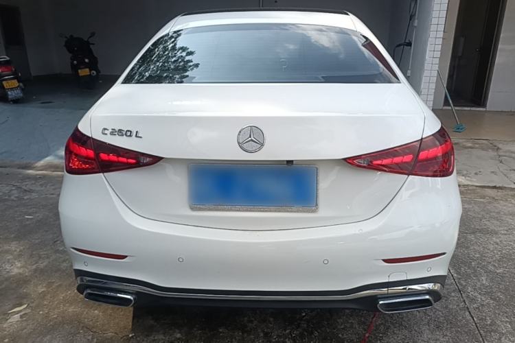 Mercedes-Benz C 260 L 2024 — 5