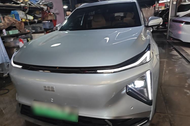 Geely Galaxy L7 2025 — 2