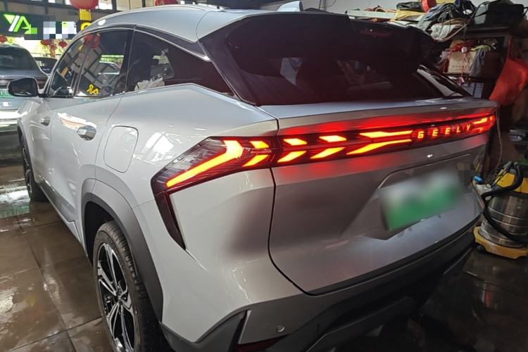 Geely Galaxy L7 2025 — 4