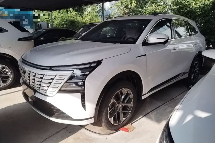 ChangAn CS75 PLUS 2025 — фото 1