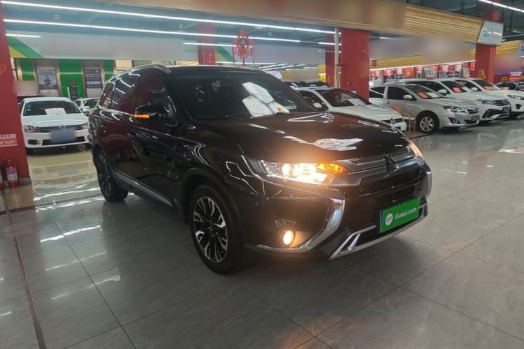 Mitsubishi outlander 2020 — фото 3