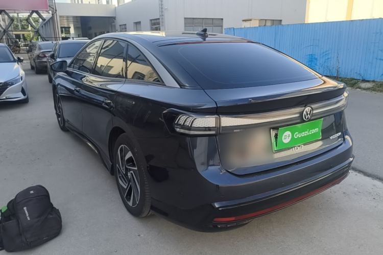 Volkswagen ID.7 VIZZION 2024 — 4