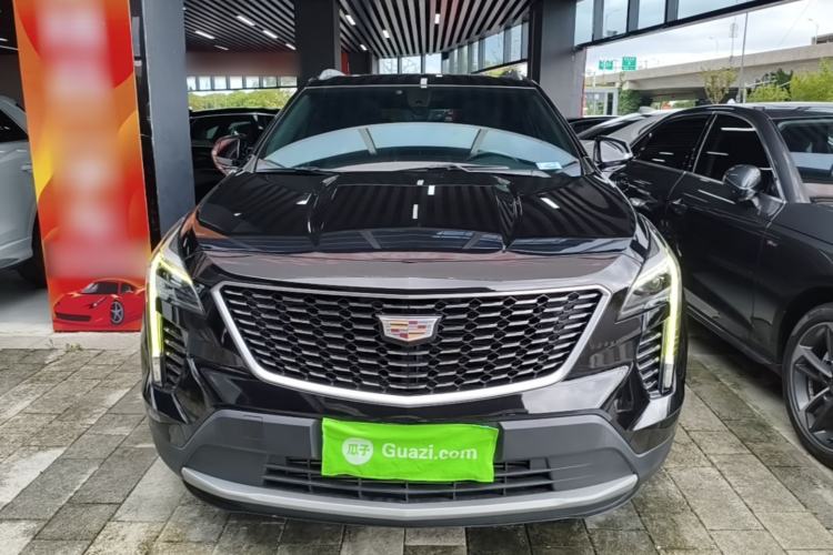 Cadillac XT4 2020 — фото 2