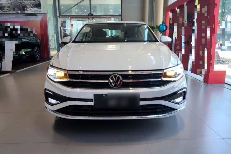 Volkswagen Bora 2023 — 2