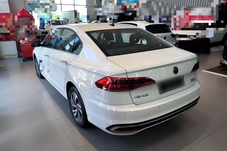 Volkswagen Bora 2023 — 4