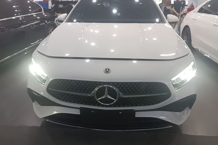 Mercedes-Benz A 200 L 2025 — фото 2
