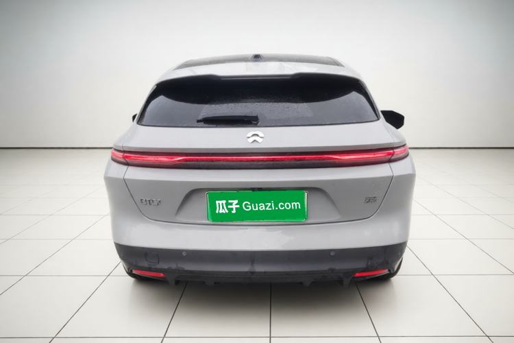 NIO ET5T 2024 — 5