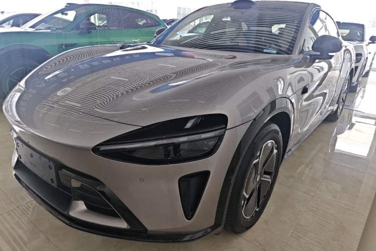 Xiaomi Auto YU7 2025 — фото 1