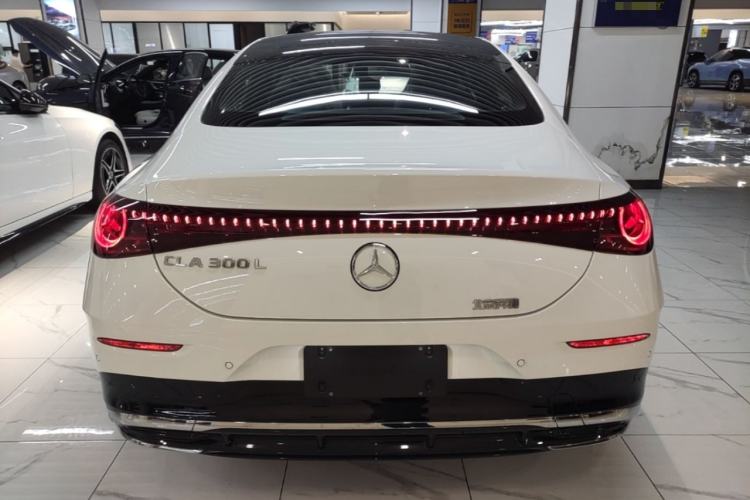 Mercedes-Benz CLA Electric 2025 — 5