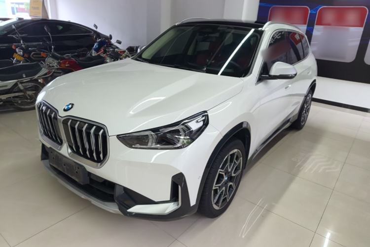 BMW X1 2023 — фото 1