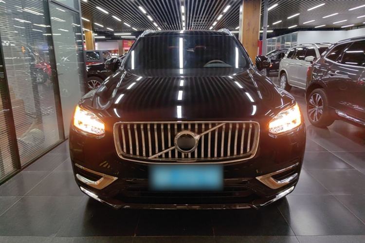 Volvo XC90 2021 — 2