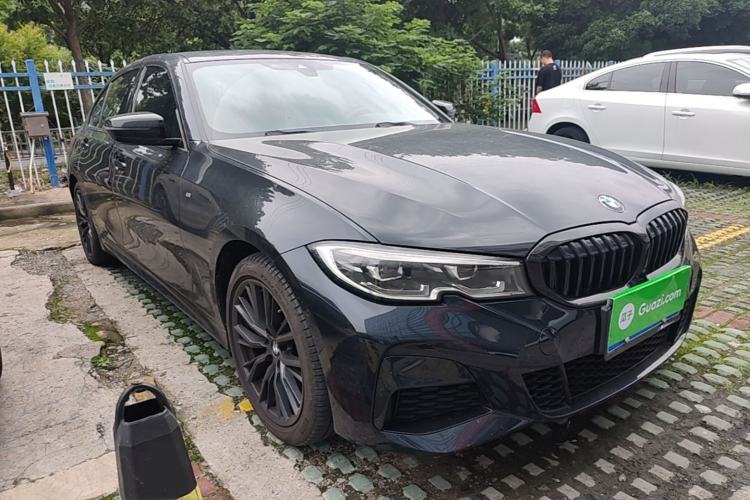 BMW 325Li 2021 — 3