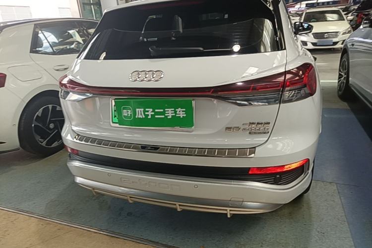 Audi Q4 e-tron 2023 — 5