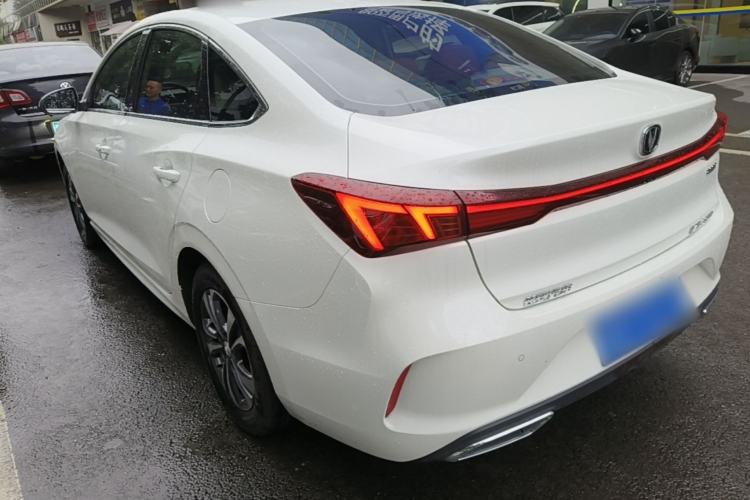 ChangAn Eado 2022 — 4