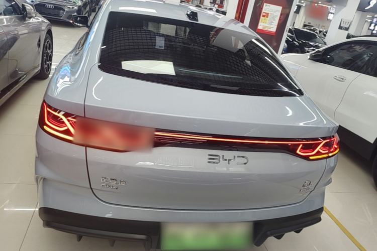 BYD Qin L 2025 — 5