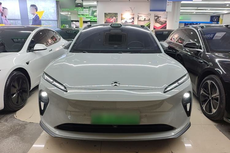 NIO ET5 2022 — 2